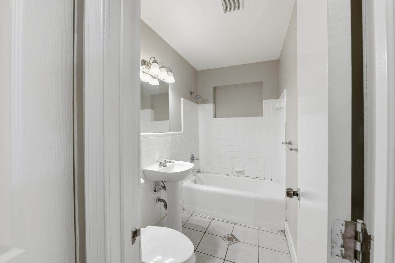 939 CHARLES Street, West Palm Beach, FL 33401 photo 20