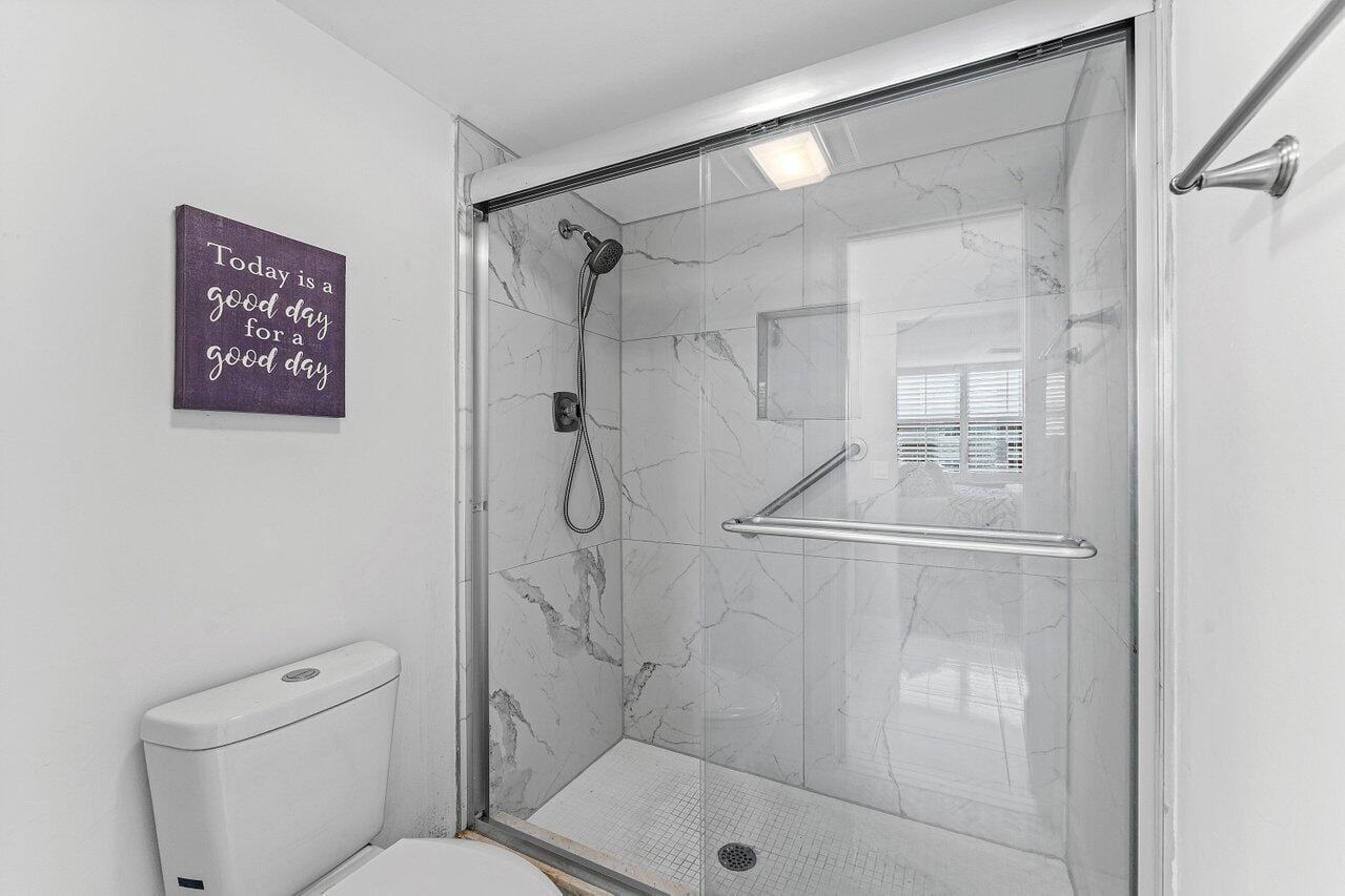 910 Dogwood Drive 444 — photo 5