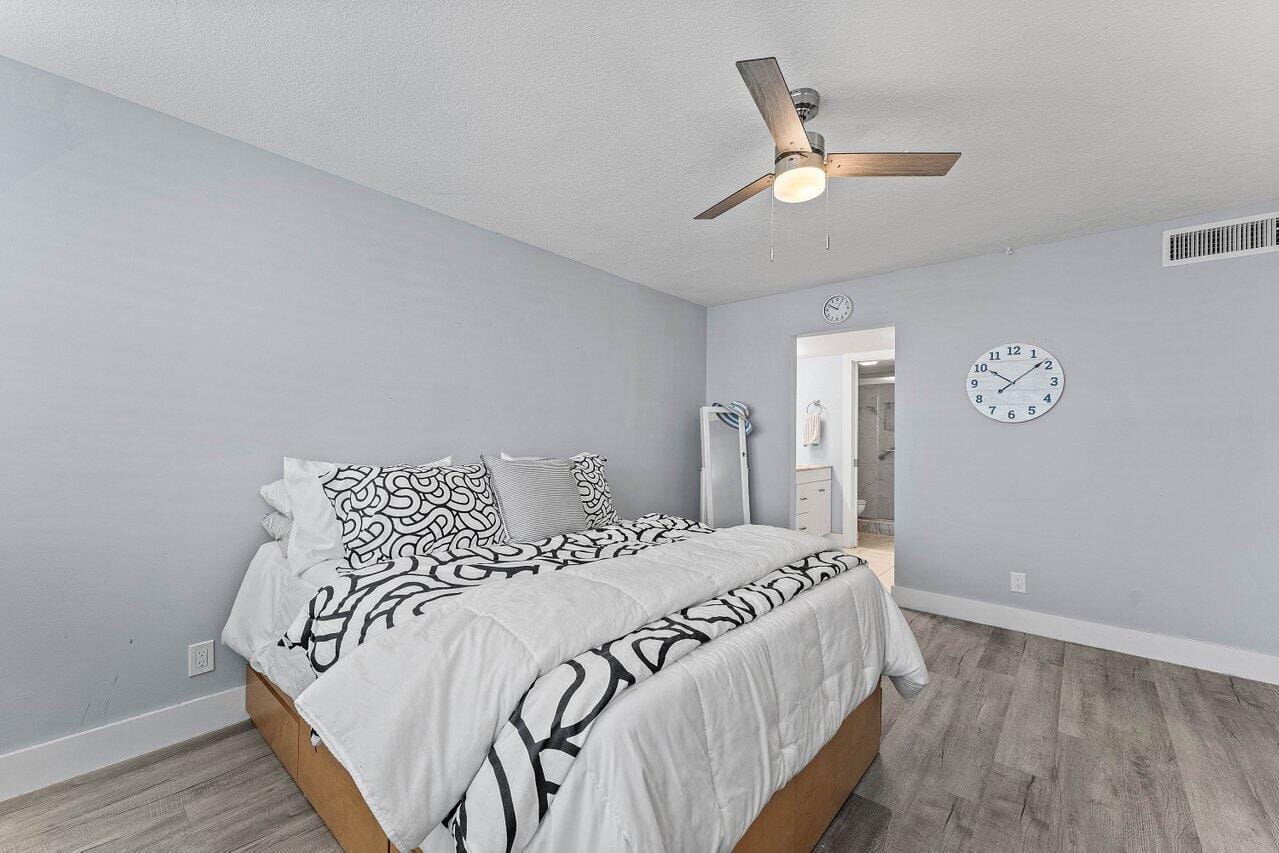 910 Dogwood Drive 444 — photo 2