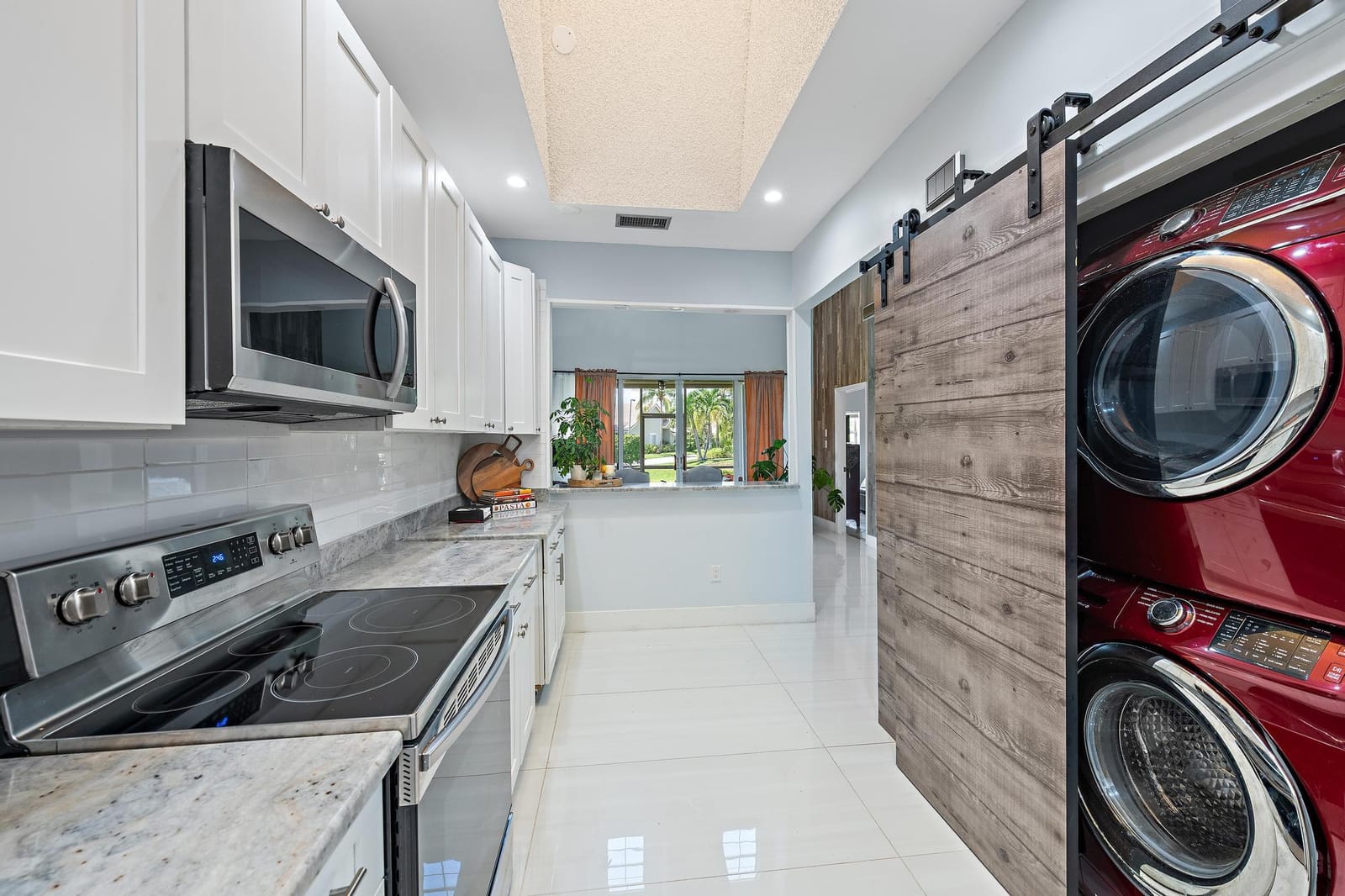 227 N Lakeshore Drive — photo 11