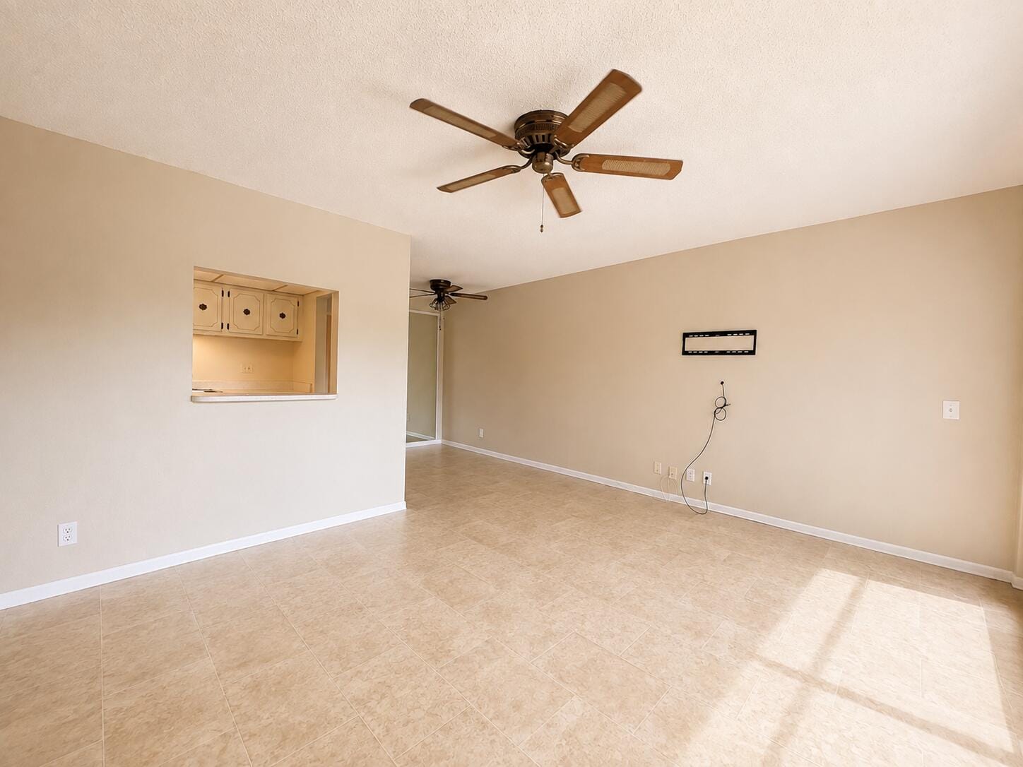 555 Purdy Lane Unit 309 — photo 2