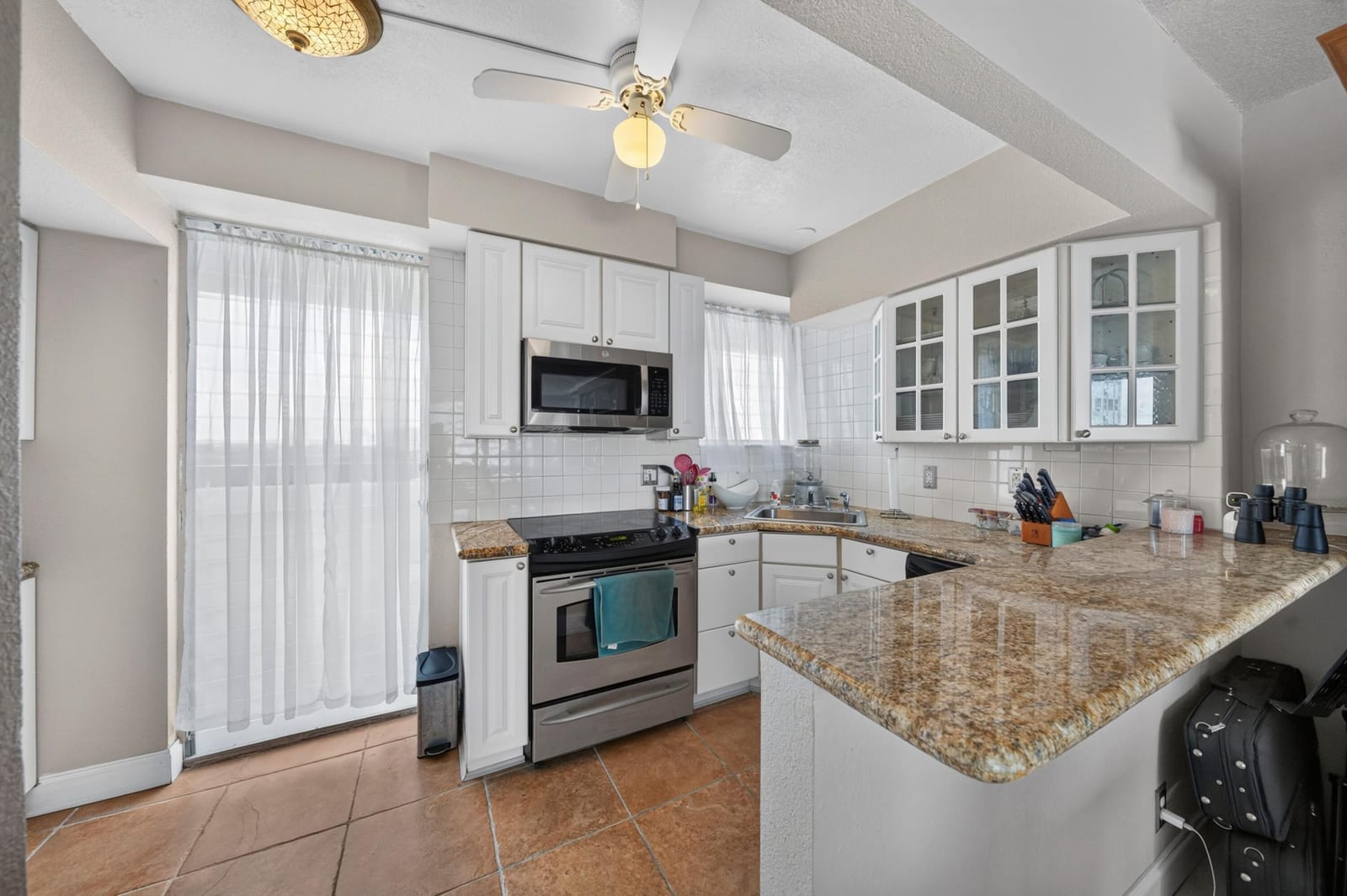 1900 S OCEAN Drive 804 — photo 4