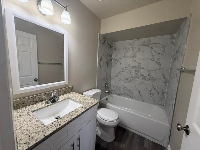 4393 Windsor Avenue 25 — photo 10