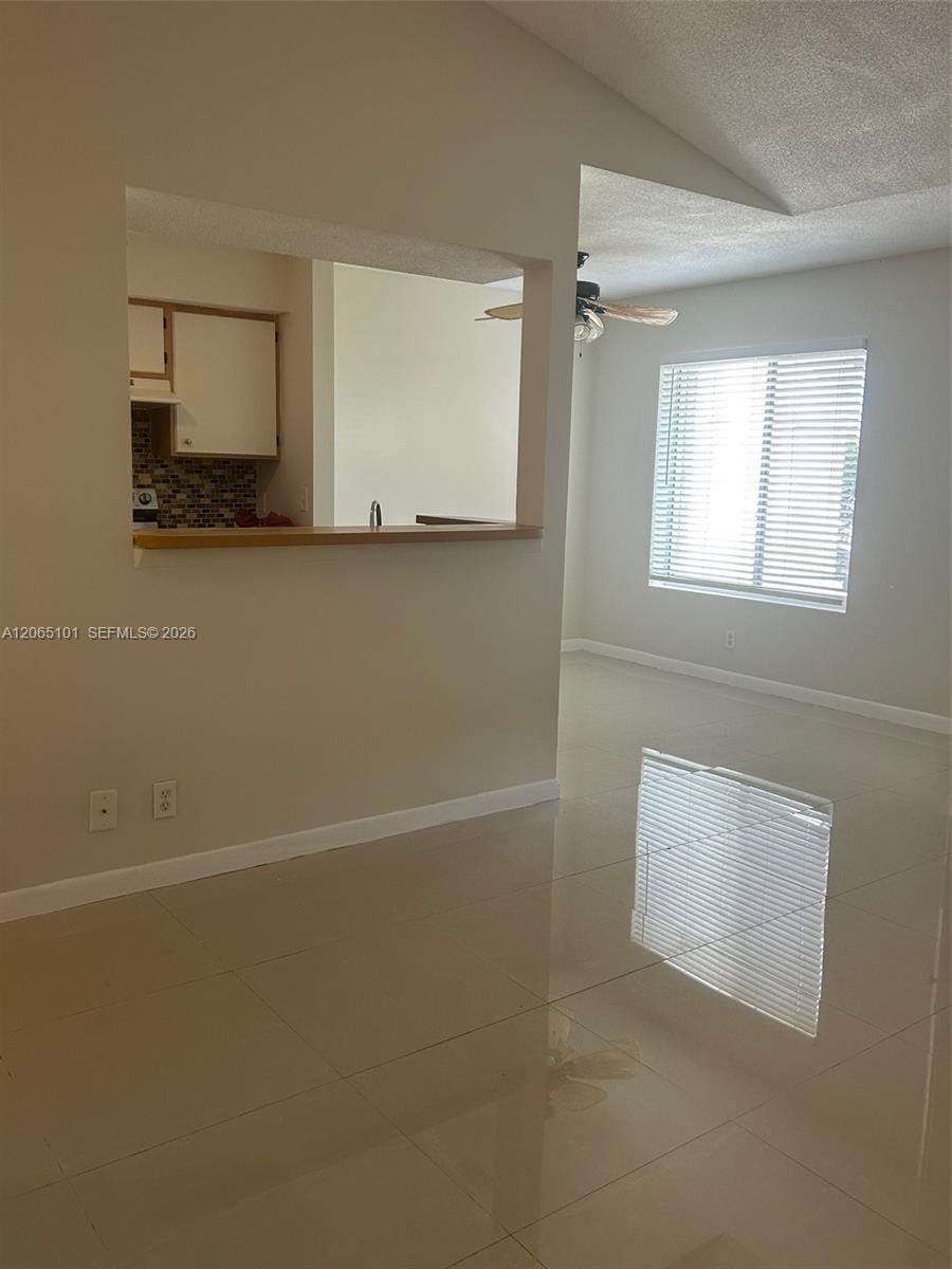 815 W Boynton Beach Boulevard 2-202 — photo 11