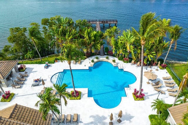 3606 S OCEAN Boulevard 105, Highland Beach, FL 33487