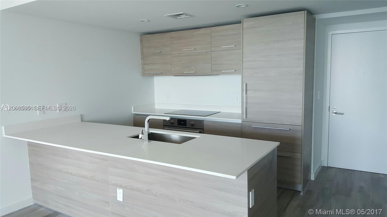 1300 S Miami Avenue 4002 — photo 3