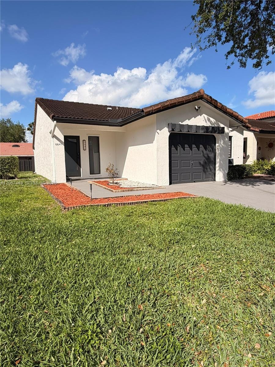6641 NW 174th Terrace — photo 3