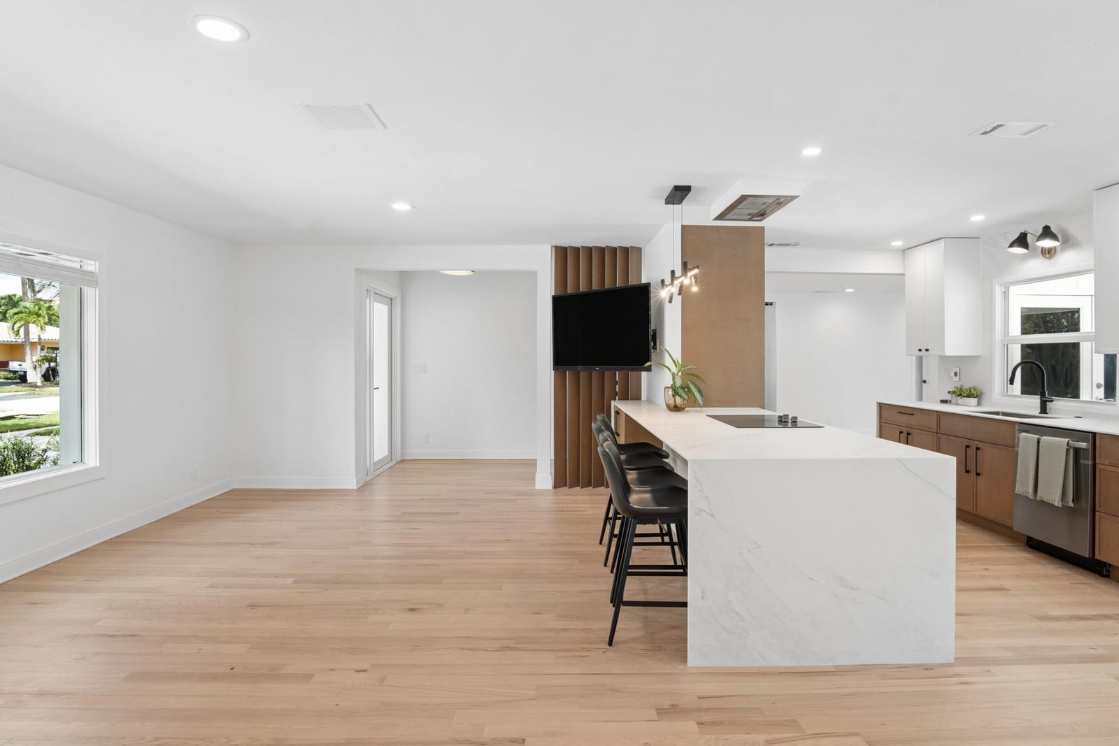 1551 SW 10TH Street — photo 3