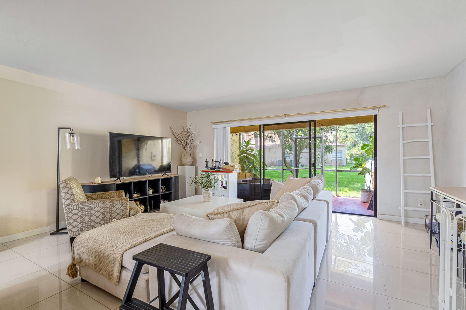 3728 Estepona Avenue 15-D-2 — photo 12