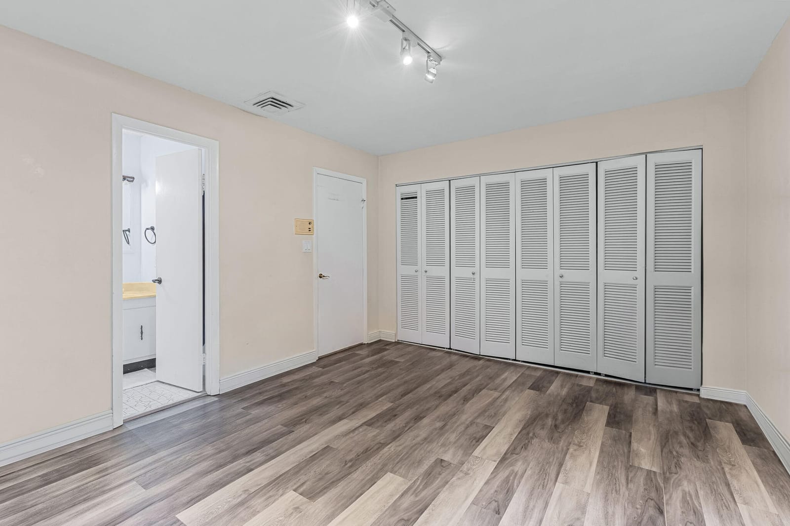 3728 Estepona Avenue 15-D-2, Doral, FL 33178 photo 26