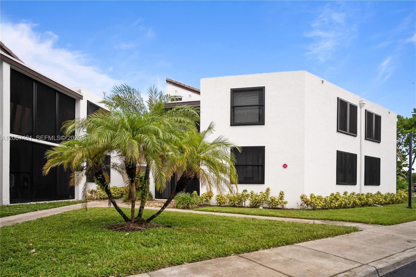 213 Lake Pointe Drive 203 — photo 6