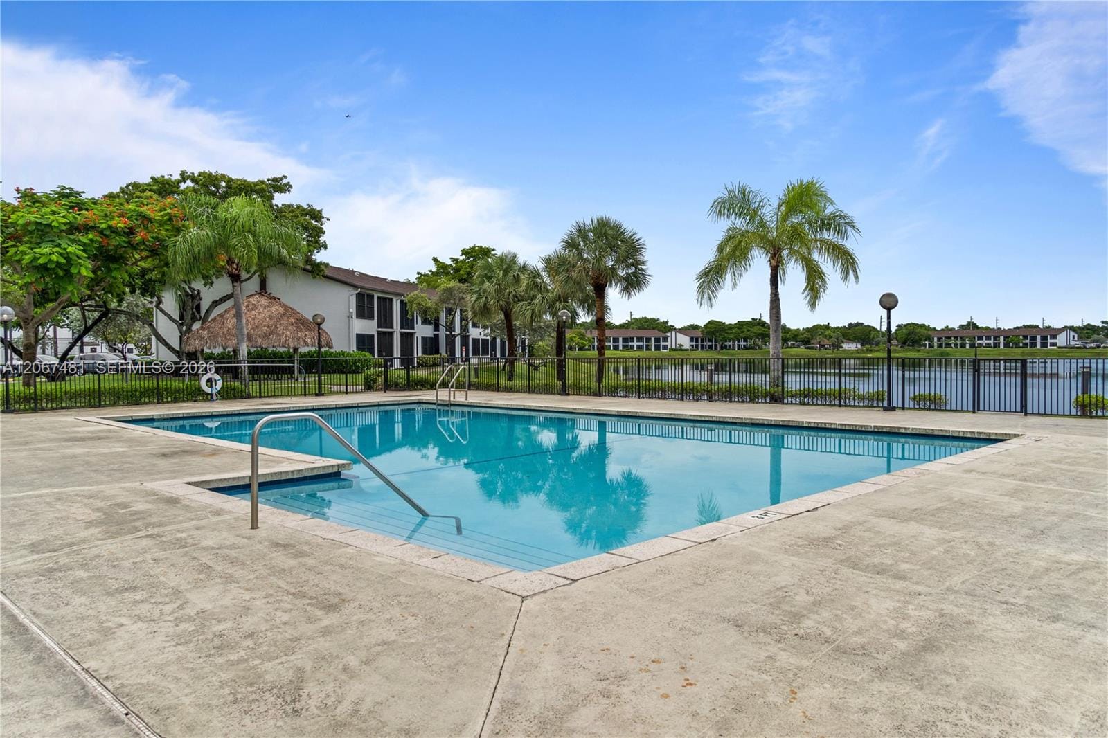 213 Lake Pointe Drive 203 — photo 7
