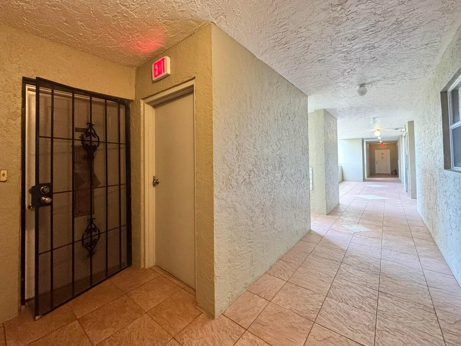 5910 MORNINGSTAR Circle 306, Delray Beach, FL 33484 photo 18