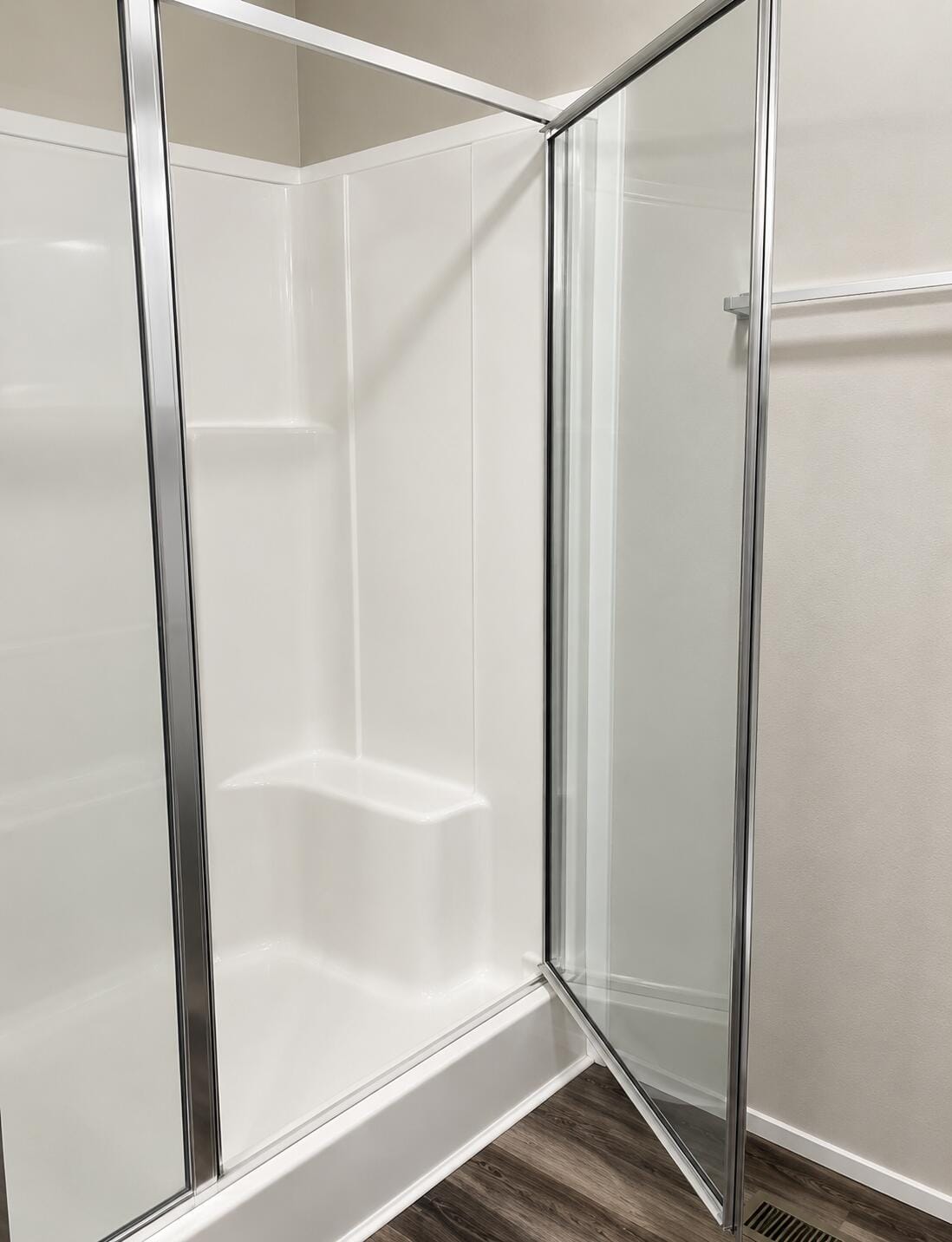 56 Manor Drive — photo 8