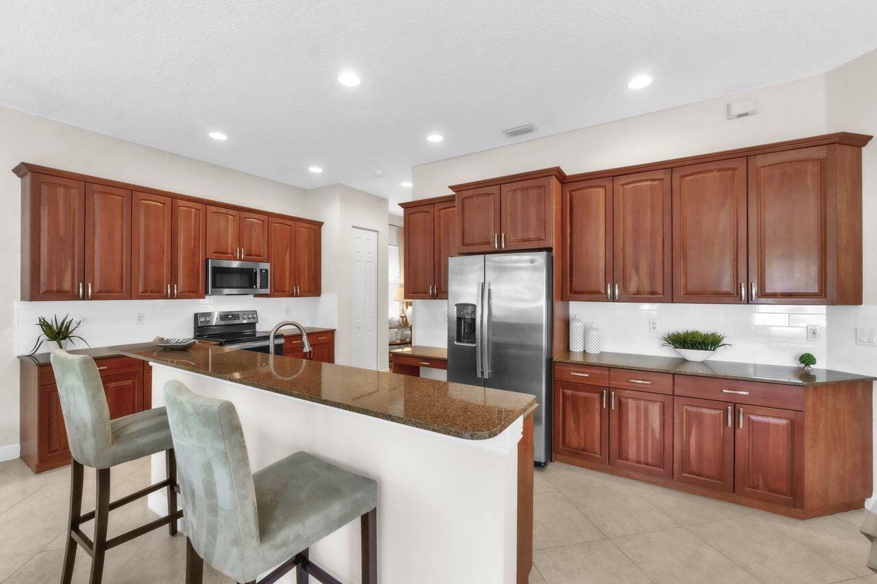 10715 Cambay Circle — photo 3