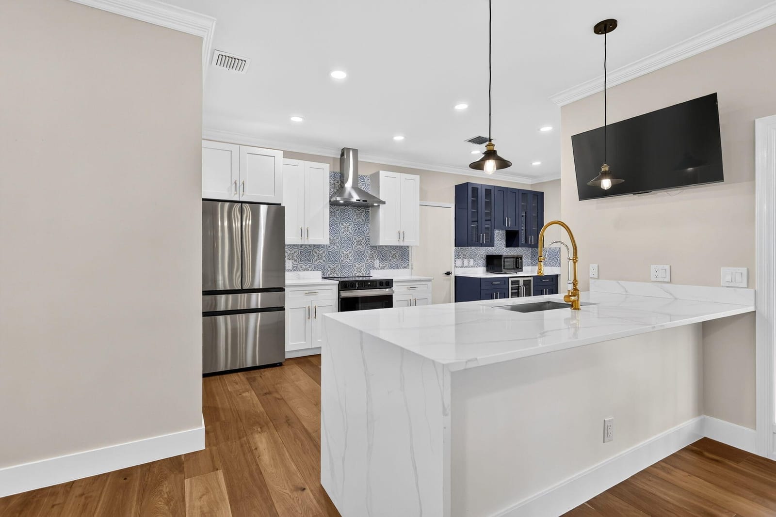 5402 SE MEREDITH Terrace — photo 4