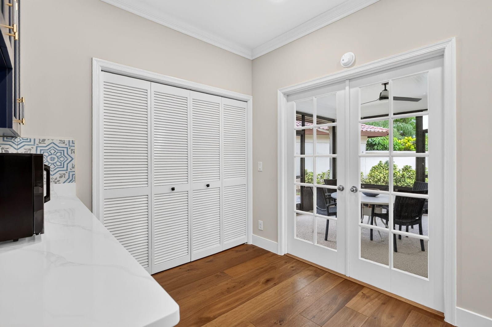 5402 SE MEREDITH Terrace — photo 8