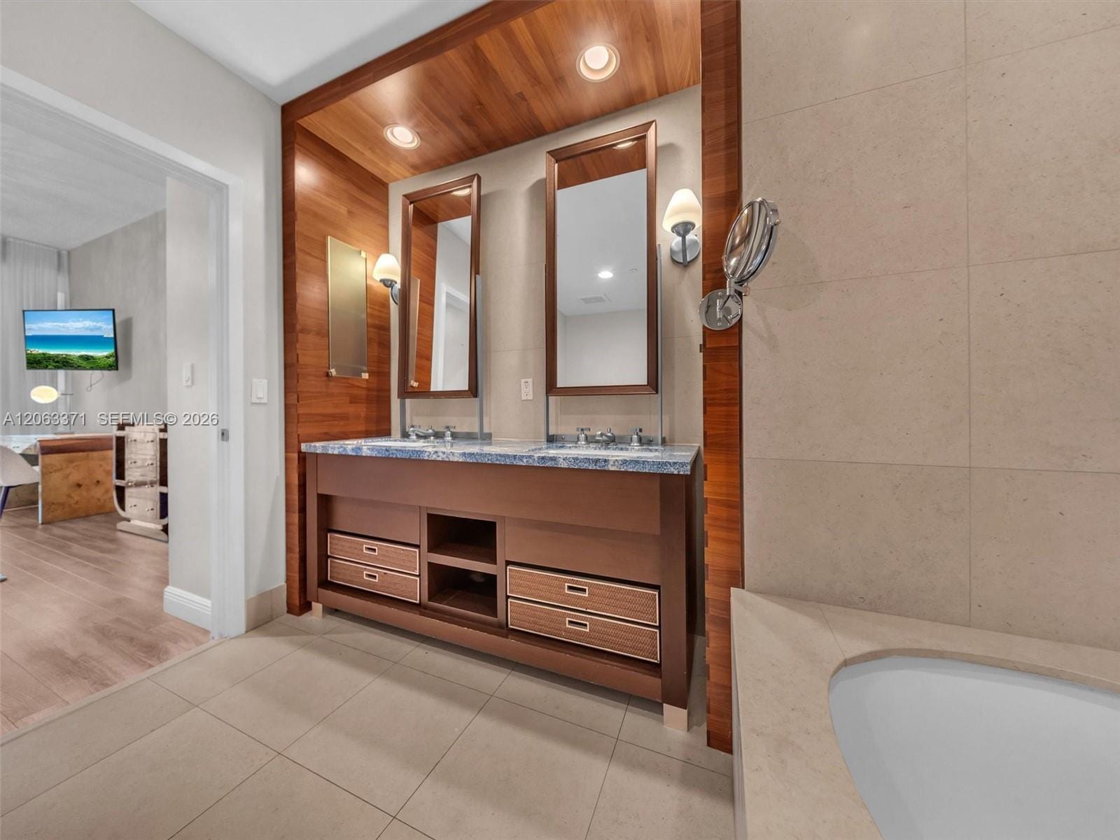6799 Collins Avenue 512, Miami Beach, FL 33141 photo 25