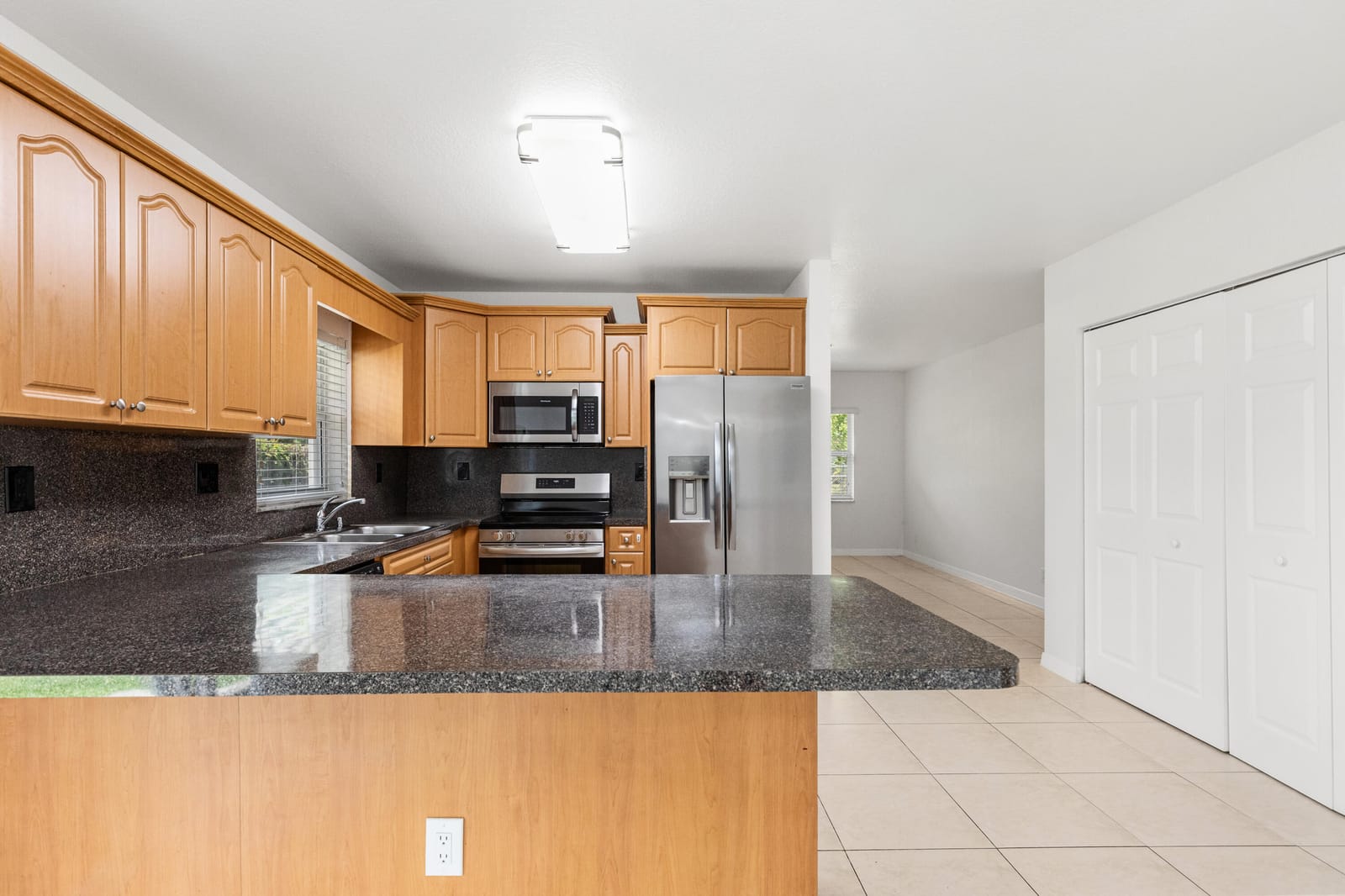 24 SW 6th Street #2 — photo 8