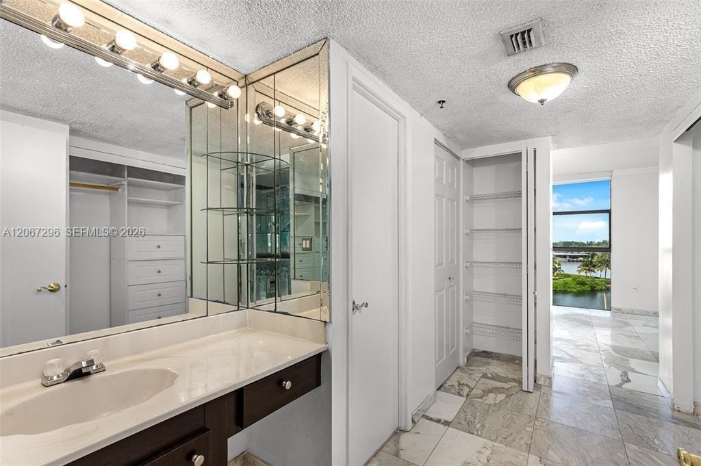 20505 E Country Club Drive 533 — photo 12