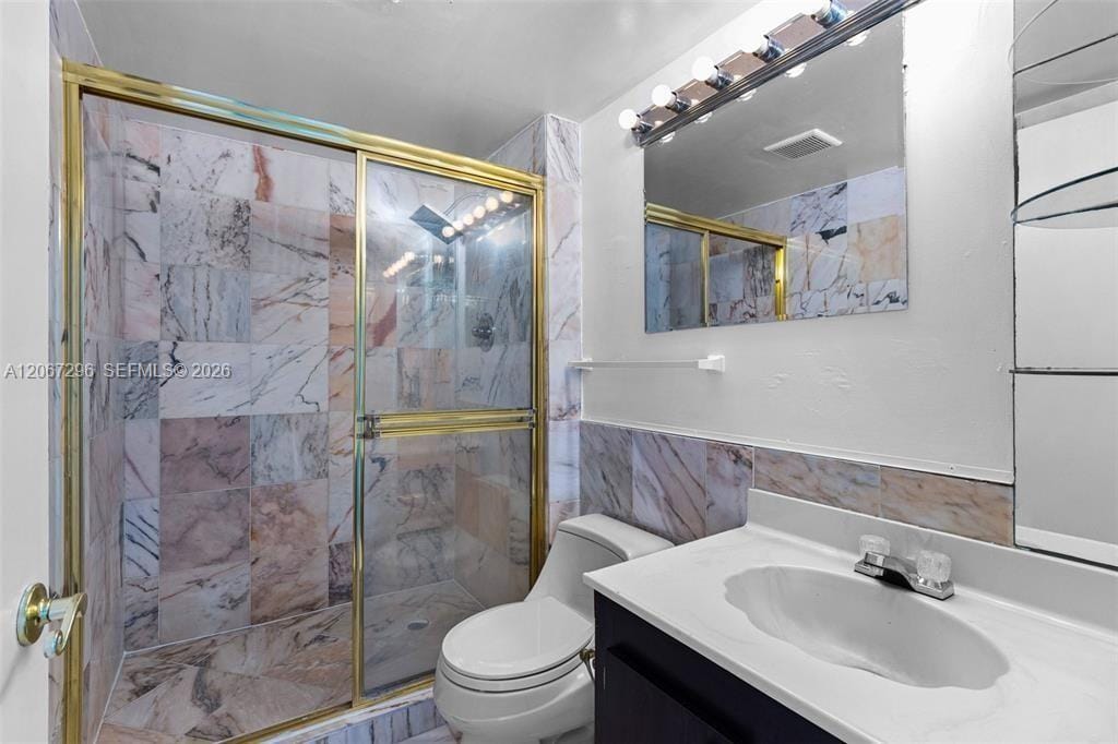 20505 E Country Club Drive 533, Aventura, FL 33180 photo 17
