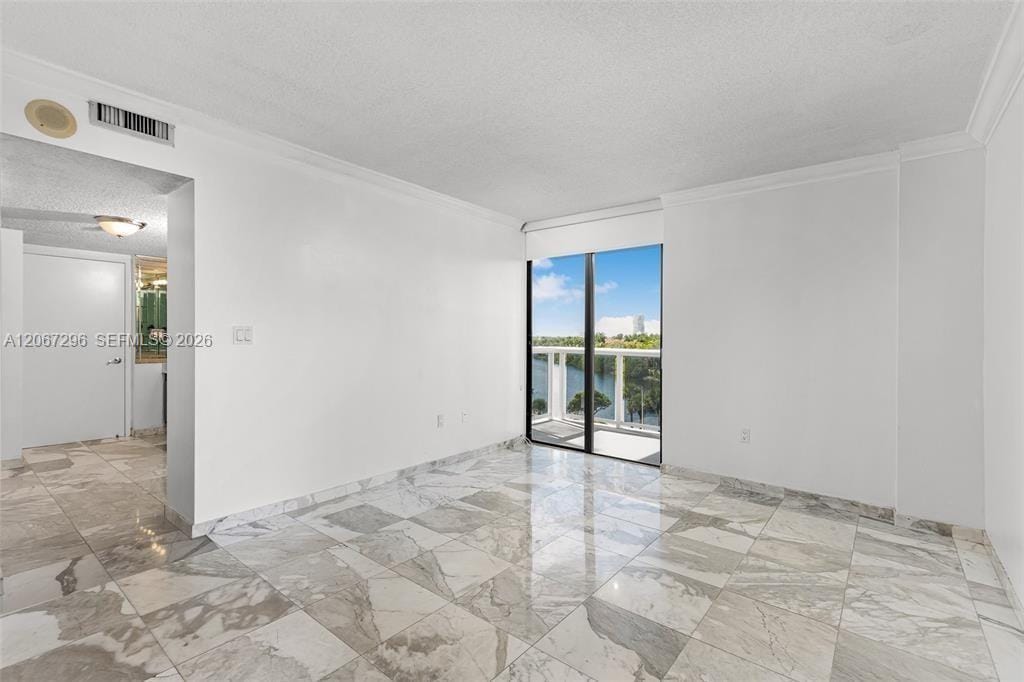 20505 E Country Club Drive 533 — photo 10