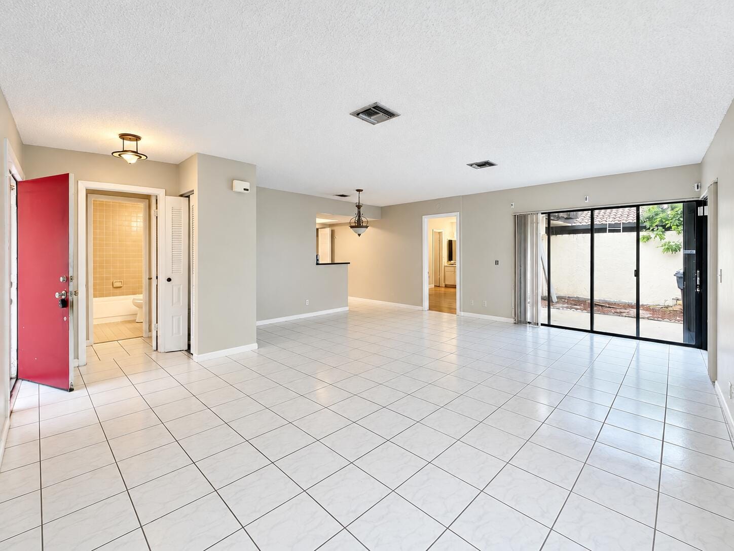 6287 Scotch Pine Lane — photo 4