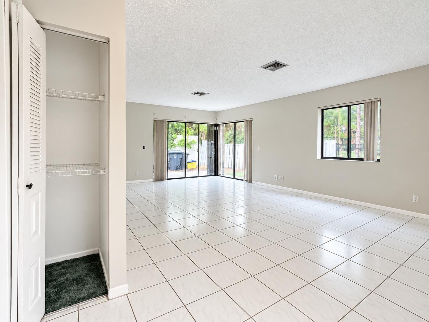 6287 Scotch Pine Lane — photo 5