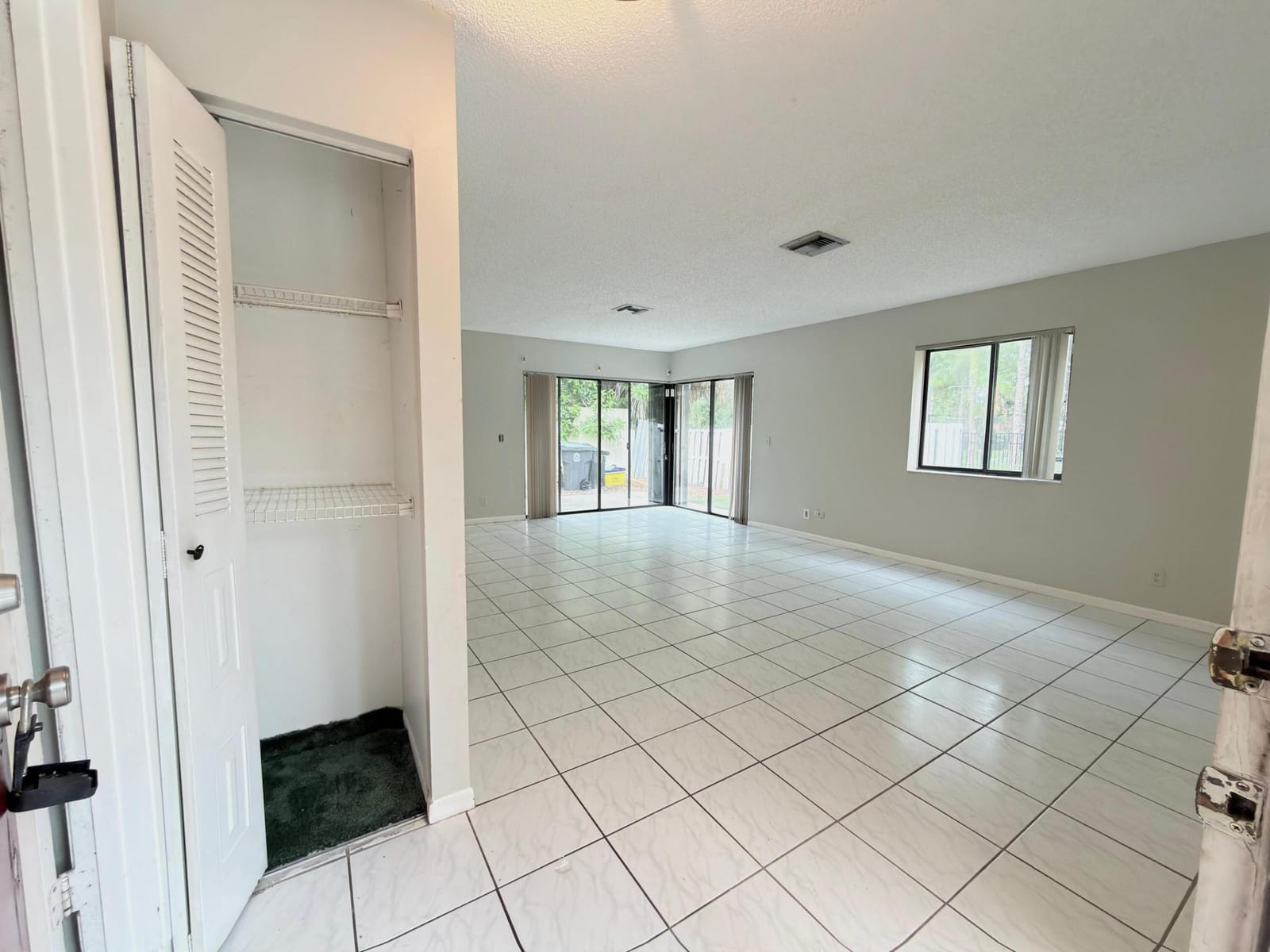 6287 Scotch Pine Lane — photo 9