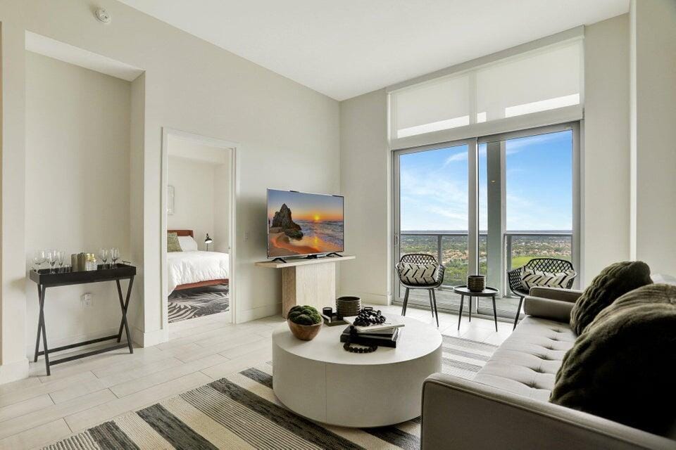 2000 METROPICA Way 2607 — photo 12