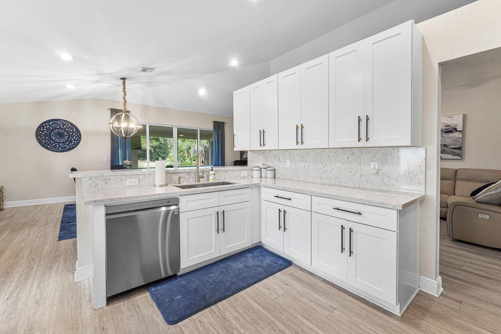 5641 FOUNTAINS Drive S 5641, Lake Worth, FL 33467 photo 13