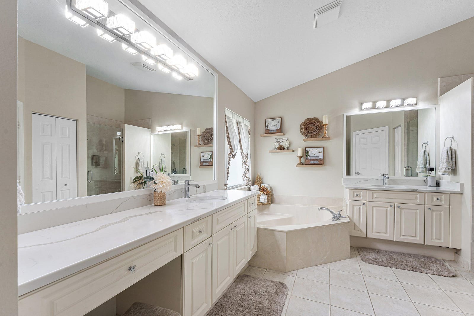 5641 FOUNTAINS Drive S 5641, Lake Worth, FL 33467 photo 17