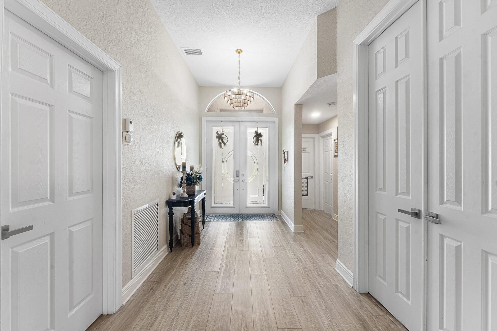 5641 FOUNTAINS Drive S 5641 — photo 5