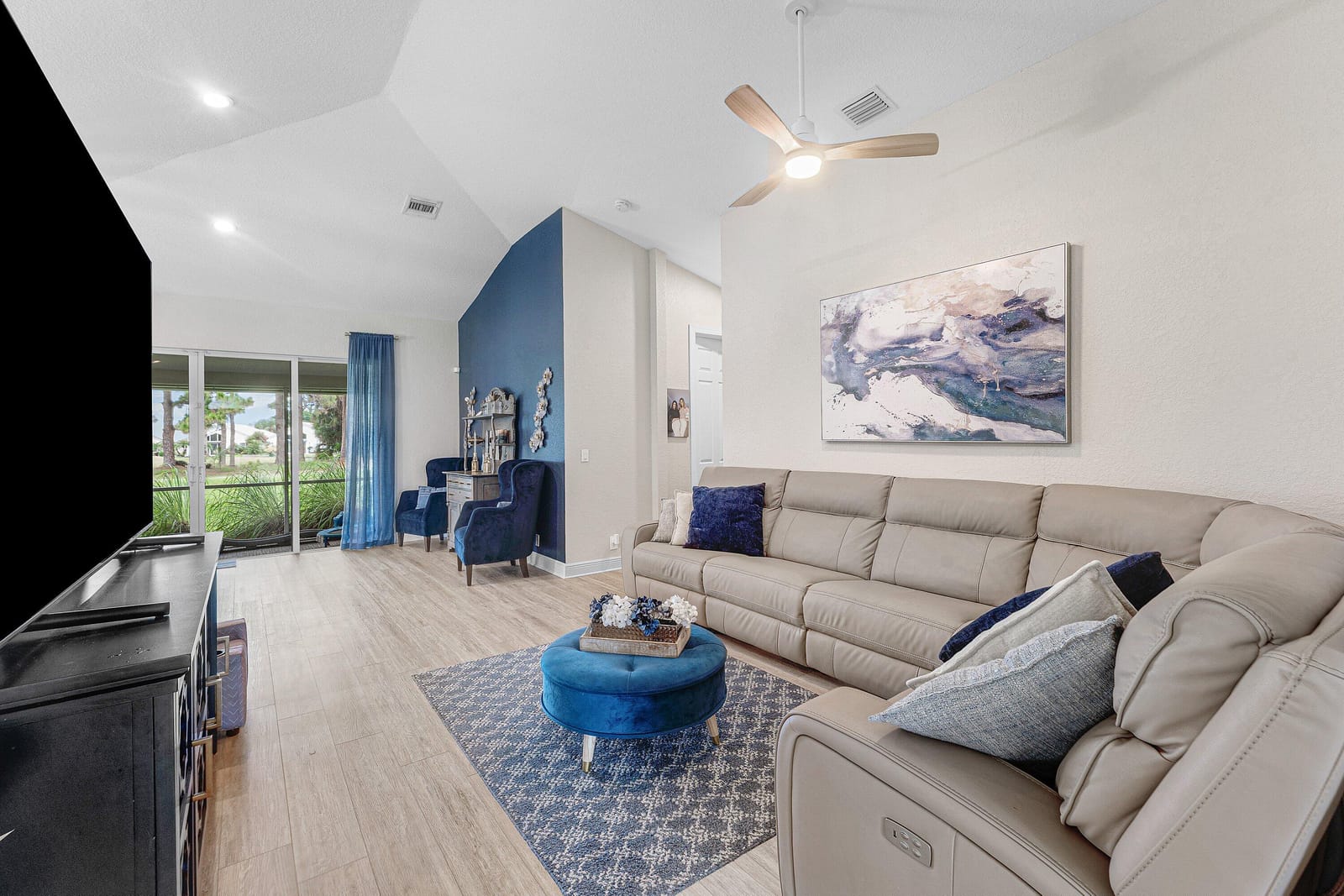 5641 FOUNTAINS Drive S 5641 — photo 7