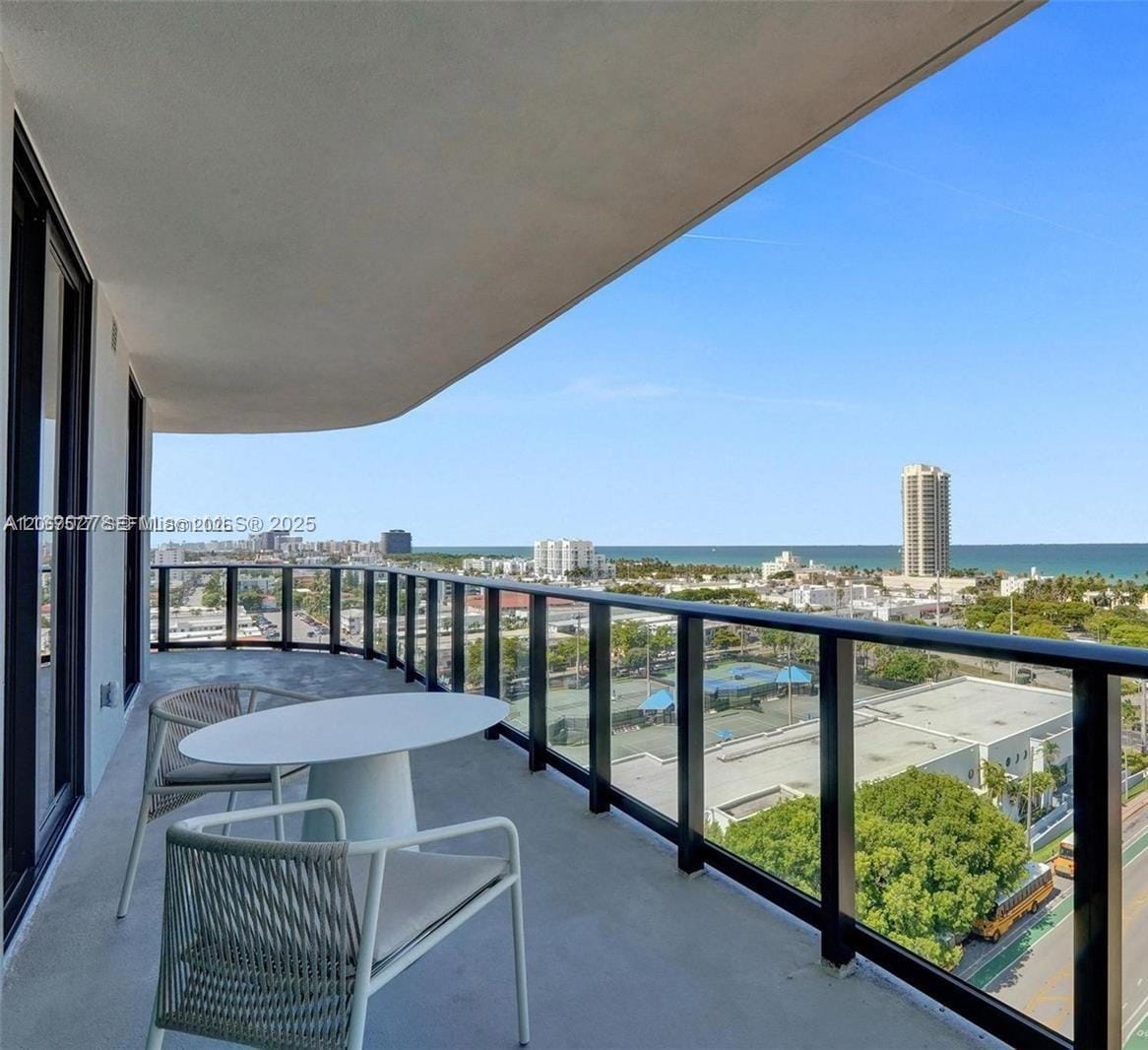 580 72 Street 1001, Miami Beach, FL 33141 photo 2