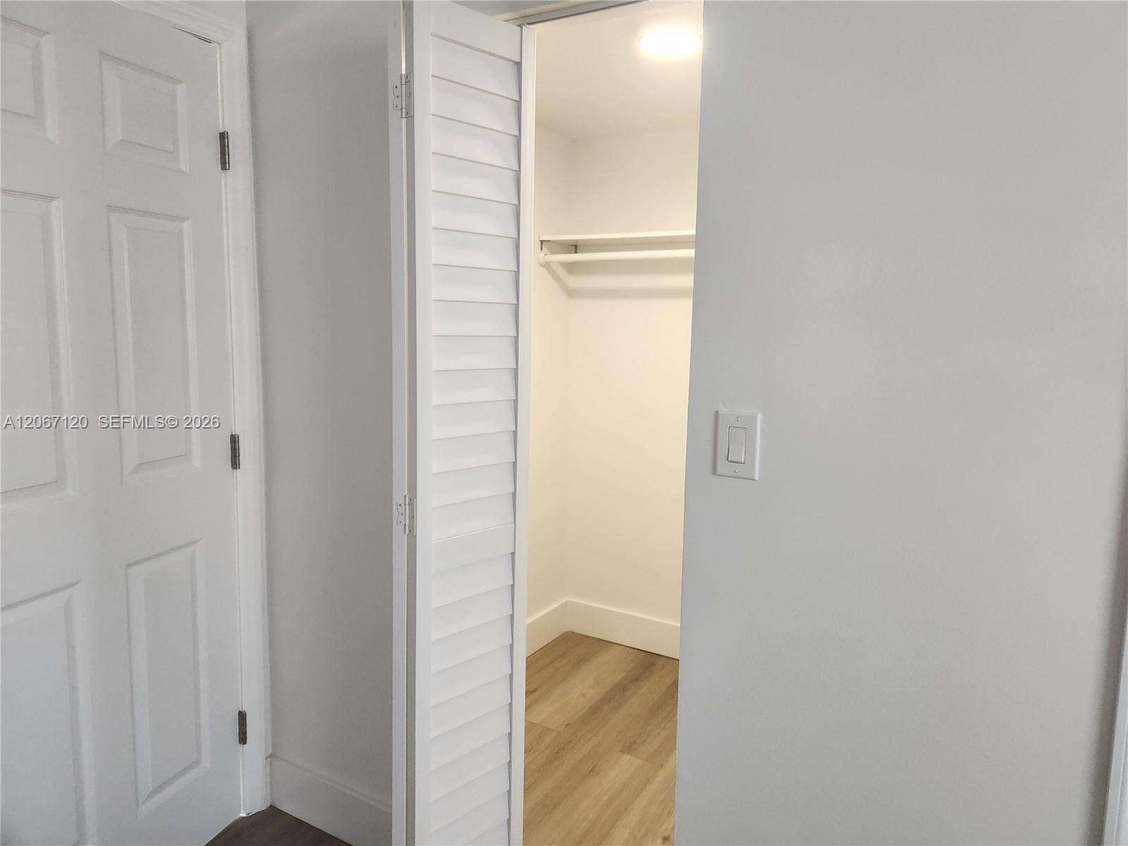 8075 NW 7th Street 420, Miami, FL 33126 photo 17