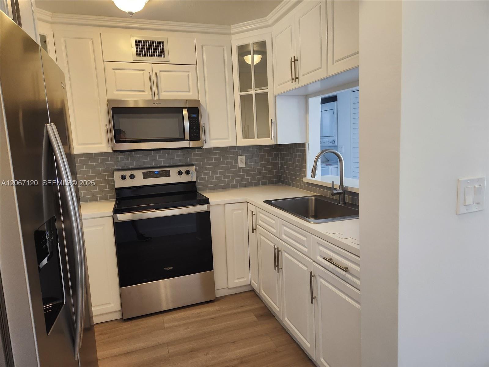 8075 NW 7th Street 420, Miami, FL 33126 photo 3