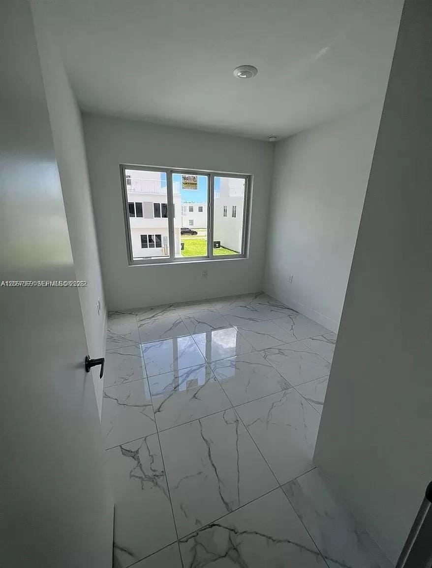 25859 SW 144th Court — photo 4