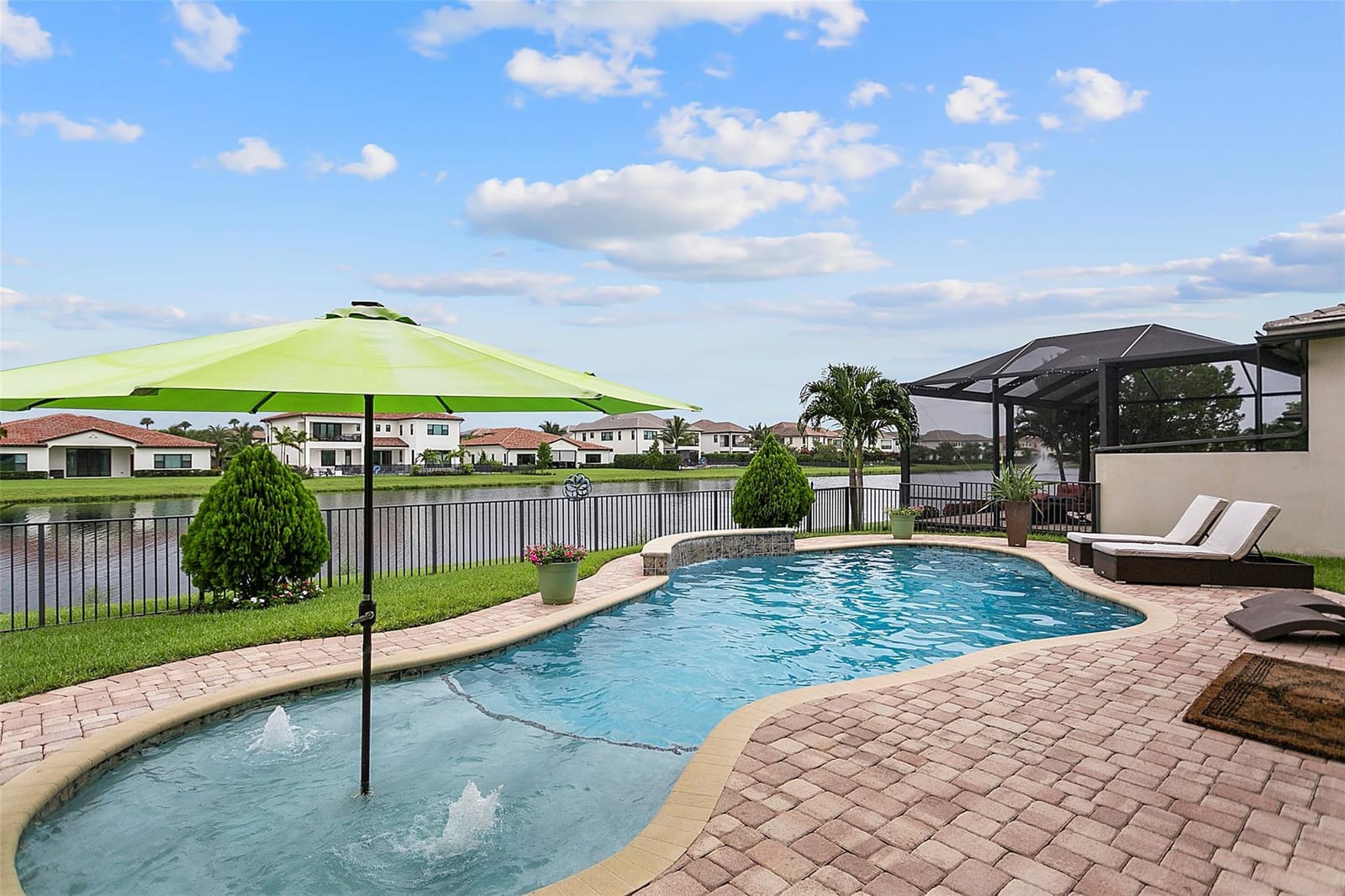8484 GRAND PRIX Lane — photo 11