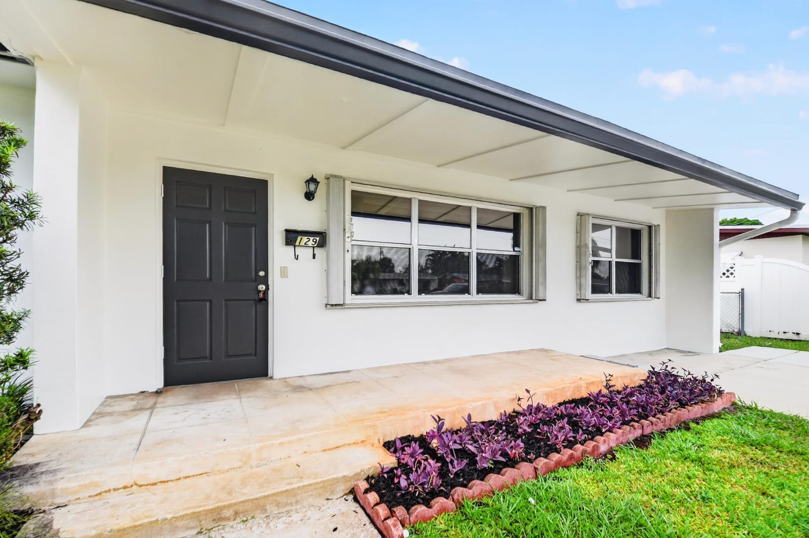 129 GREENBRIER Drive, Palm Springs, FL 33461 photo 24