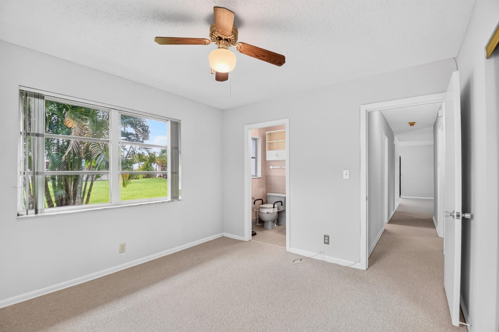 129 GREENBRIER Drive — photo 9