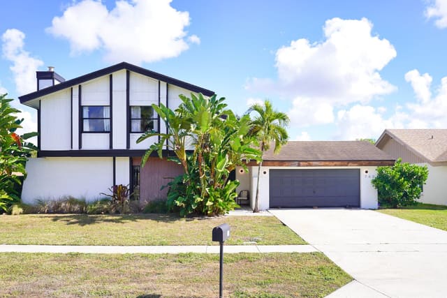 760 Windtree Way, Wellington, FL 33414
