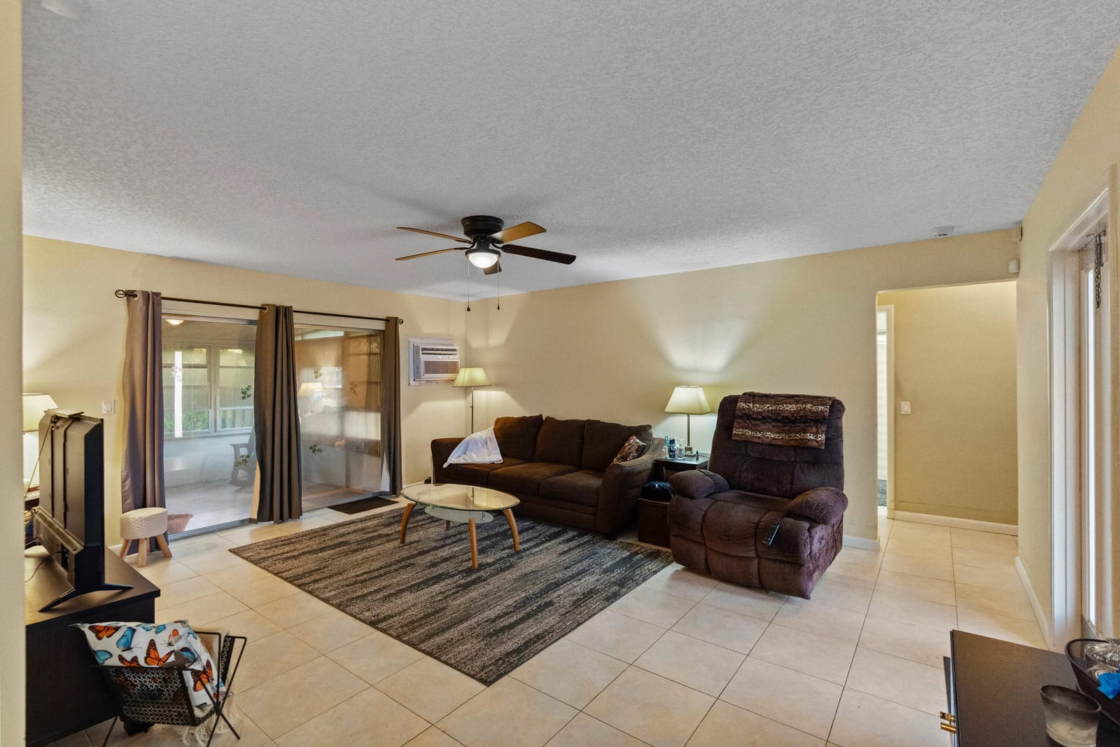 1111 NW 85TH Way — photo 3