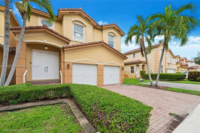 8666 NW 109th Court 8666, Doral, FL 33178