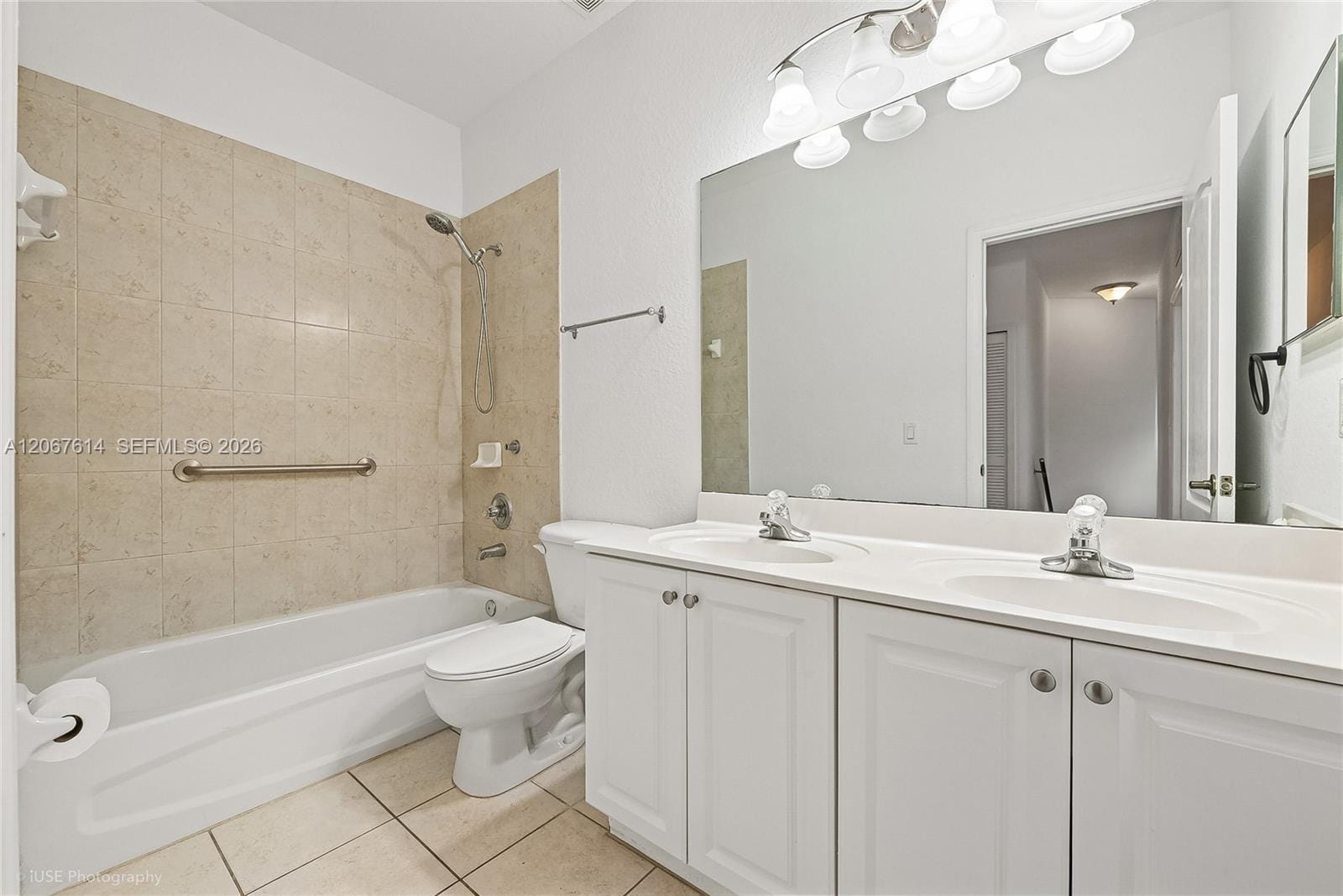 8666 NW 109th Court 8666, Doral, FL 33178 photo 13