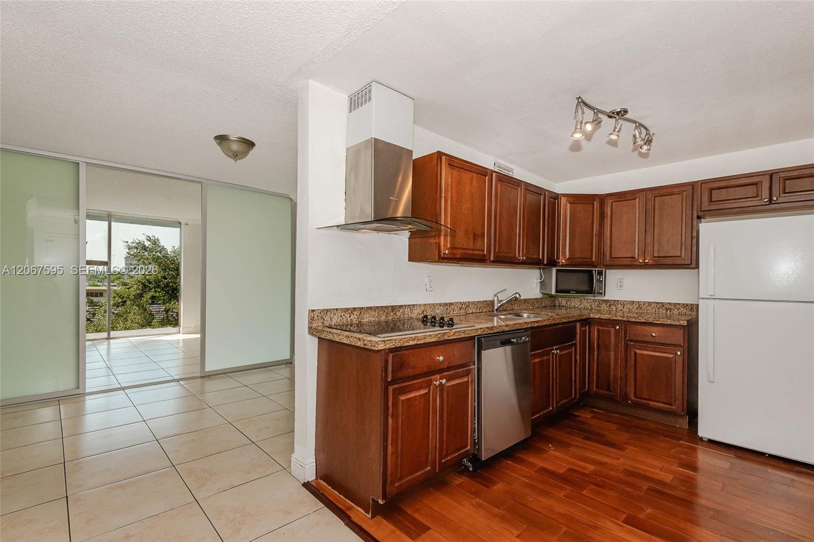1805 Sans Souci Boulevard 532, North Miami, FL 33181 photo 2