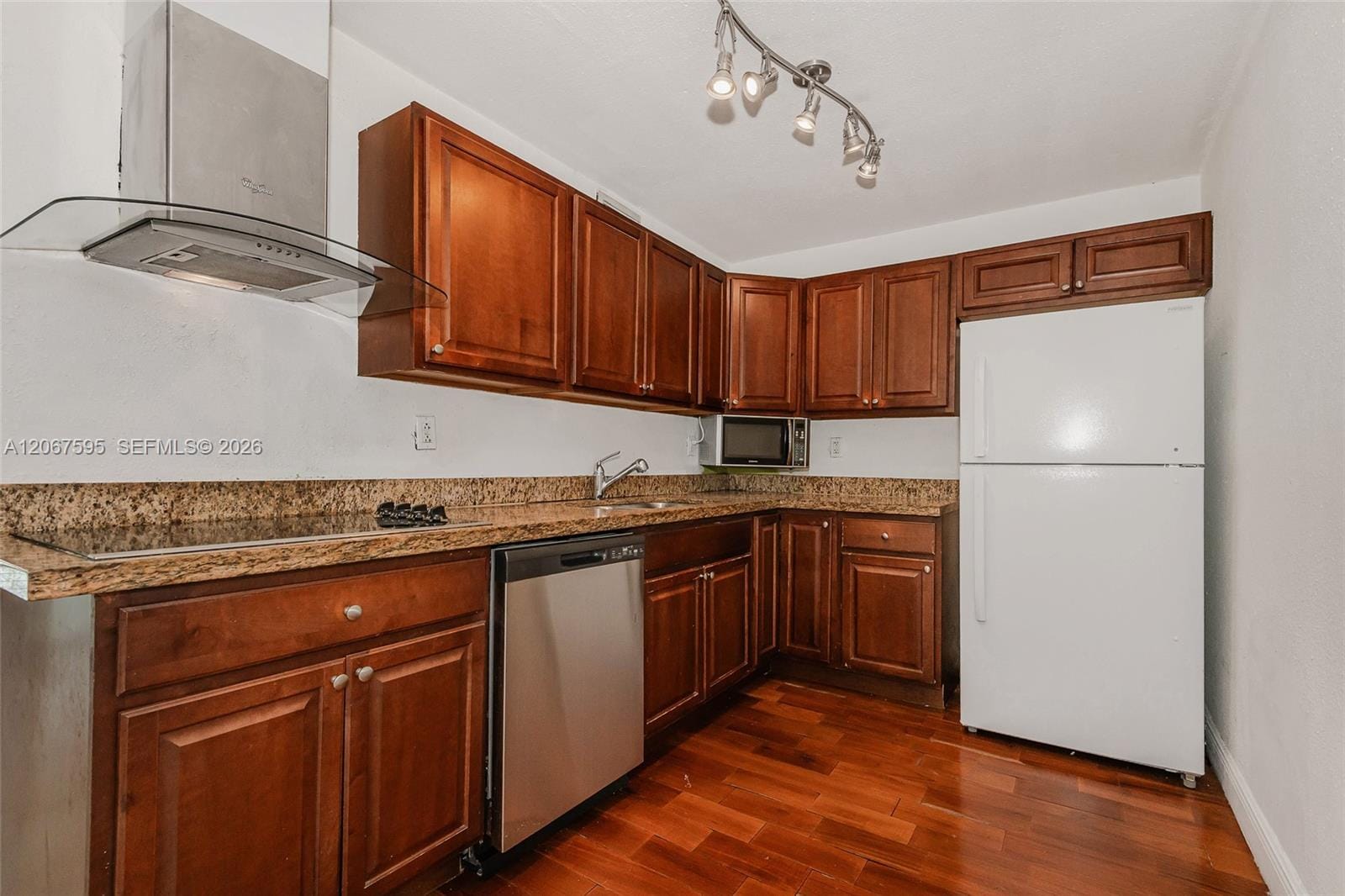1805 Sans Souci Boulevard 532, North Miami, FL 33181 photo 3