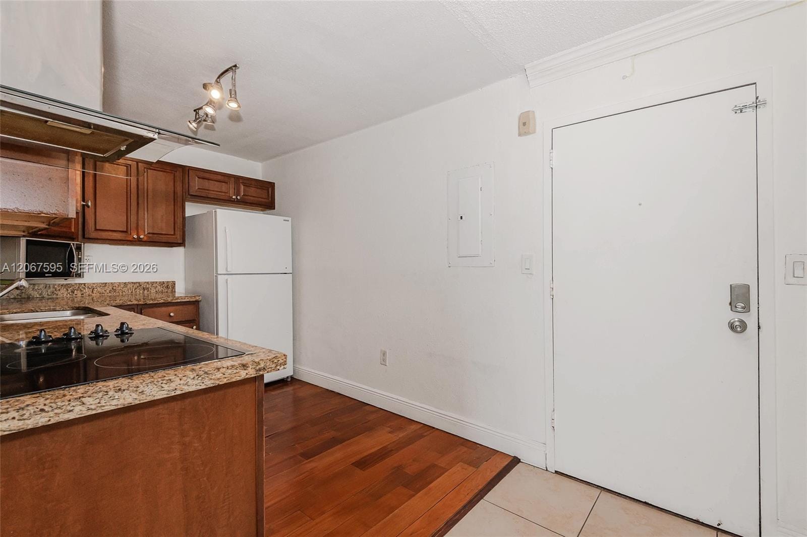1805 Sans Souci Boulevard 532, North Miami, FL 33181 photo 4