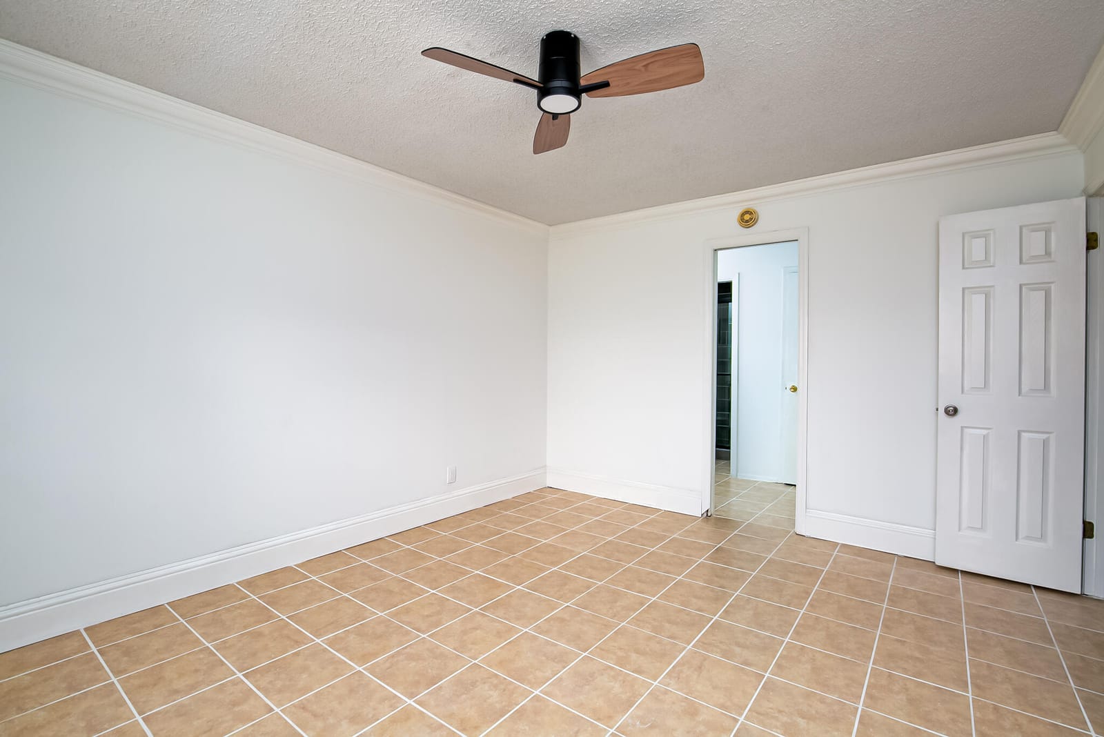 6036 Indrio Road 1 — photo 11