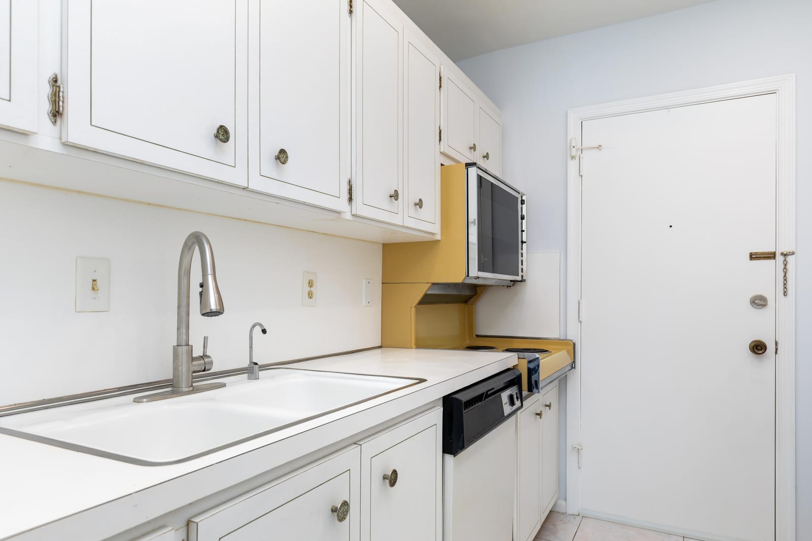 2261 NE 67th Street 1826, Fort Lauderdale, FL 33308 photo 13